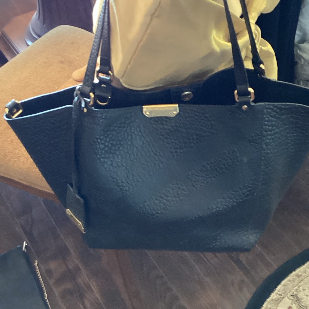 Elegant Black Leather Tote Bag